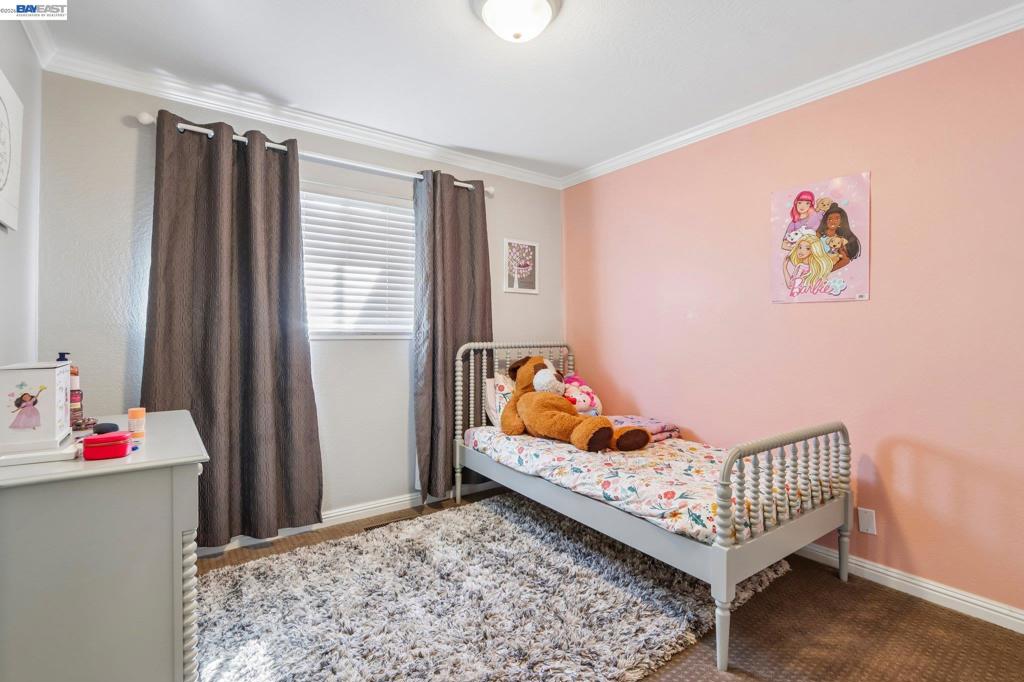 24653 Surrey Way Property Photo 19