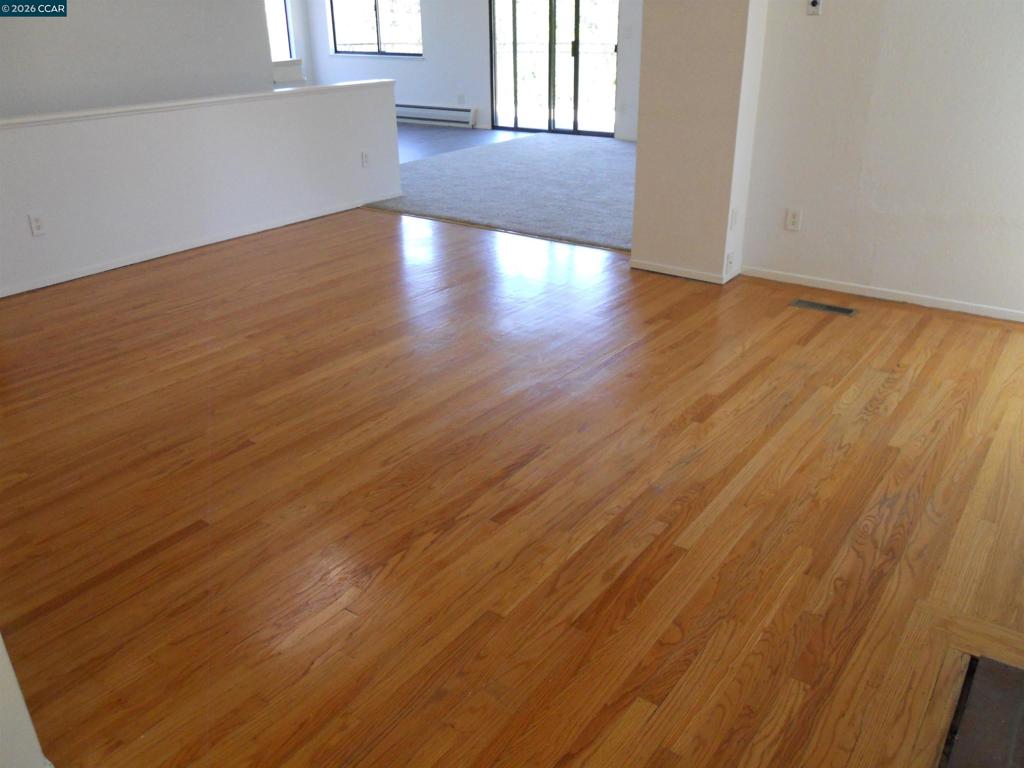 3692 Sundale Property Photo 15