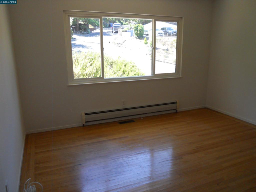 3692 Sundale Property Photo 23