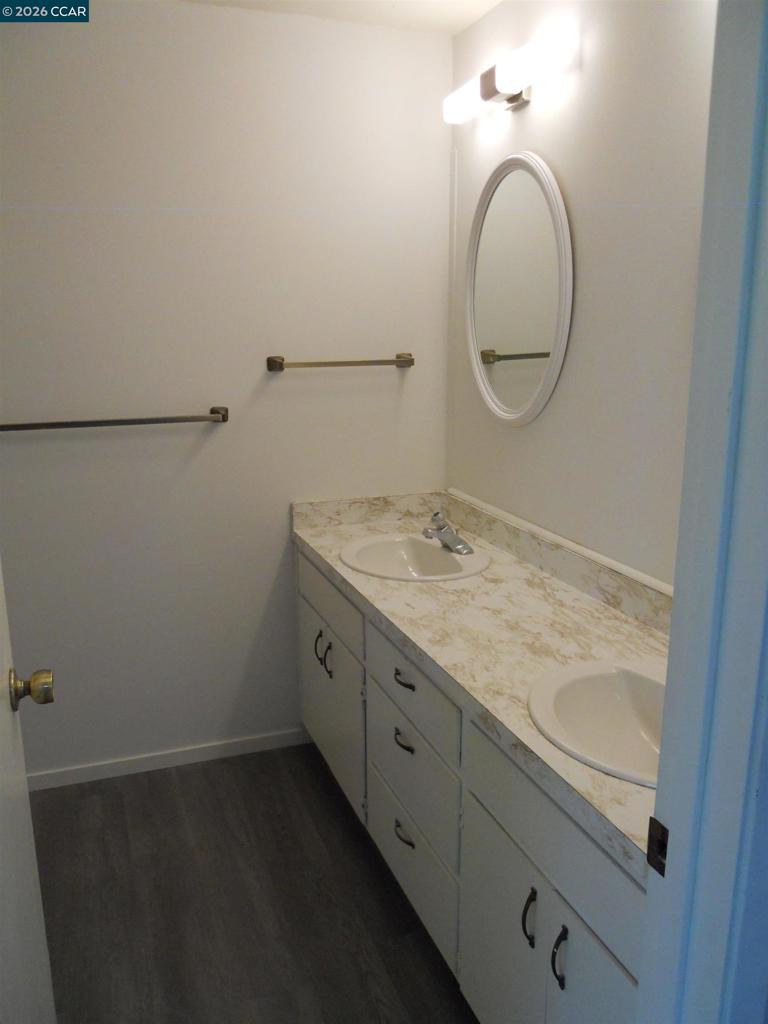 3692 Sundale Property Photo 27