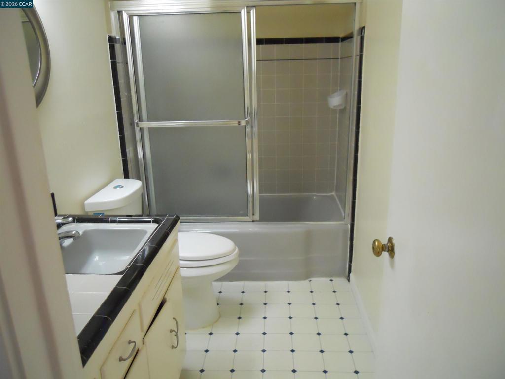 3692 Sundale Property Photo 46