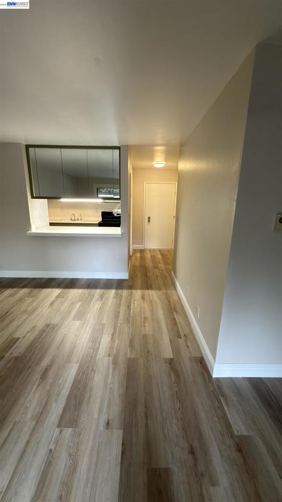 1327 Webster St B105 Property Photo 11