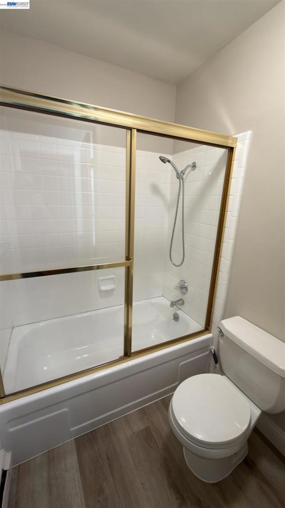 1327 Webster St B105 Property Photo 14