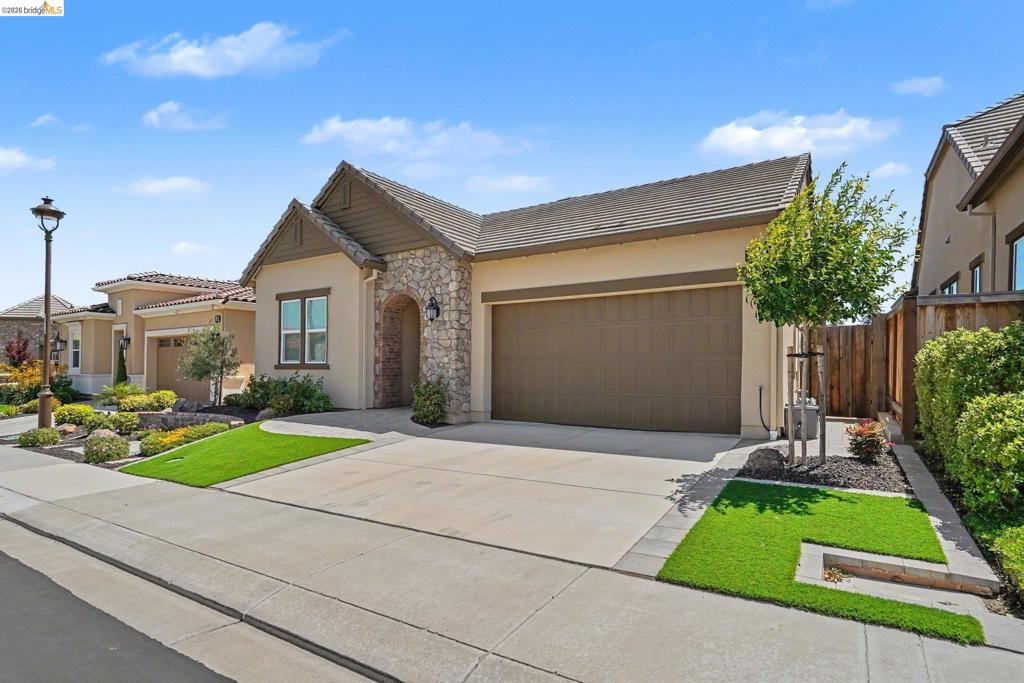 1696 Provence Ln Property Photo 7