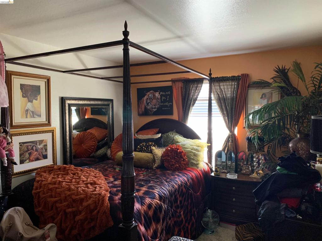 308 Florida St. Property Photo 14