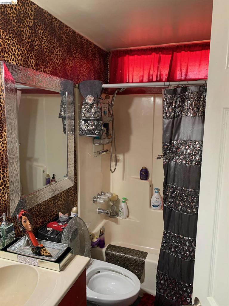 308 Florida St. Property Photo 16