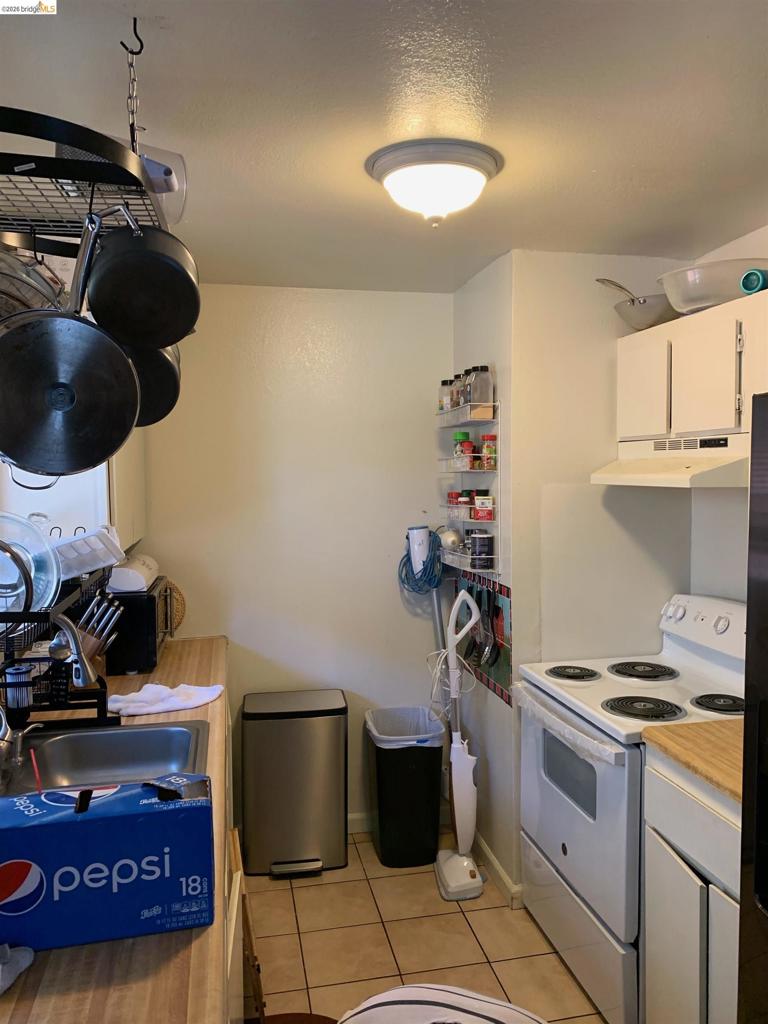 308 Florida St. Property Photo 17