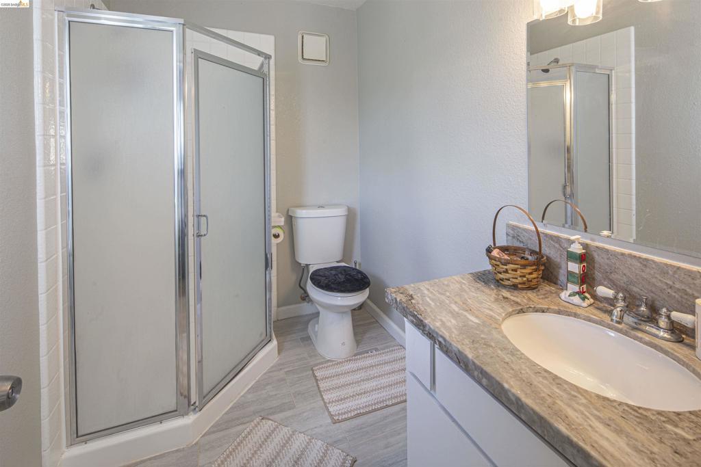 5448 Arbolada Dr Property Photo 31