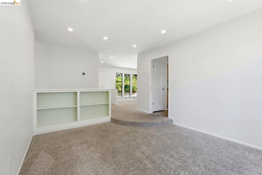 5171 Westridge Cir Property Photo 21