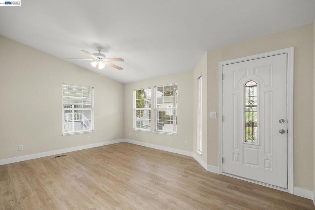 3263 Vineyard Ave., #187 Property Photo 5