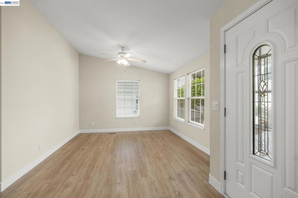 3263 Vineyard Ave., #187 Property Photo 6