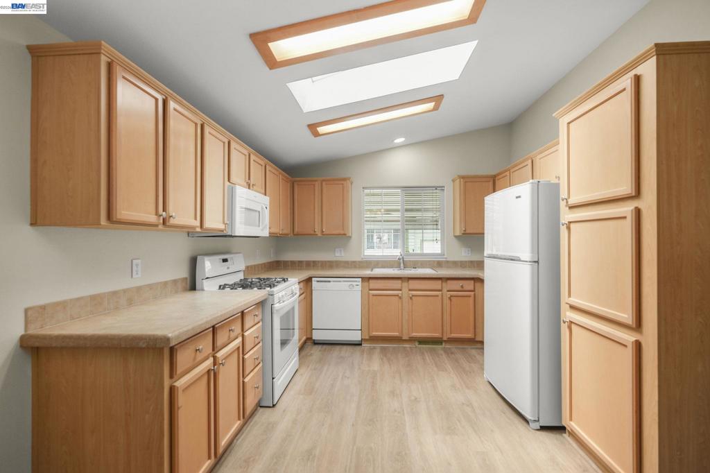 3263 Vineyard Ave., #187 Property Photo 14