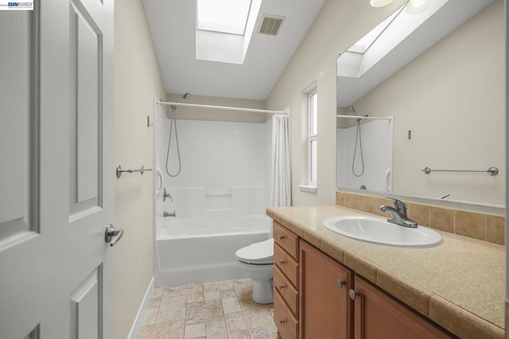 3263 Vineyard Ave., #187 Property Photo 20