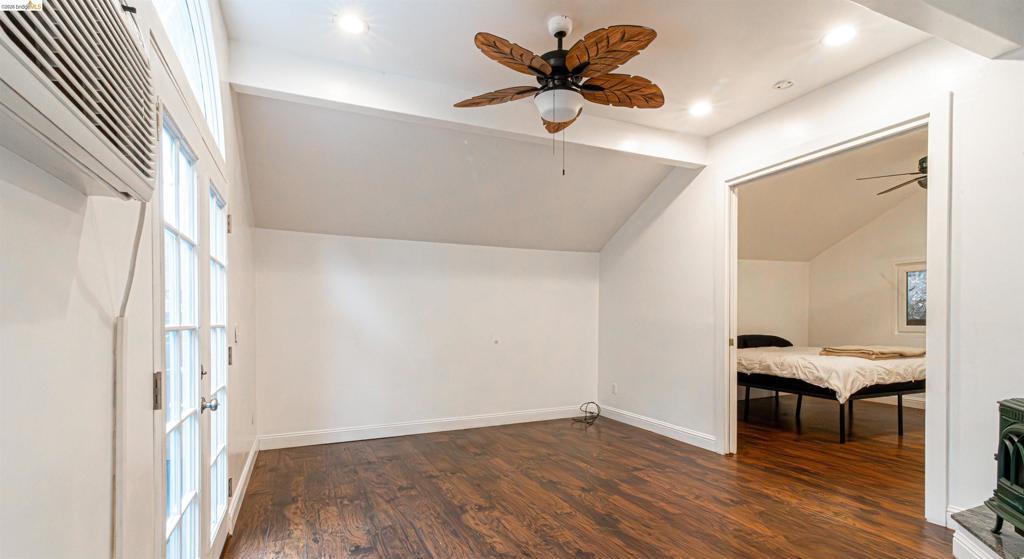 14999 Foothill Blvd Property Photo 11