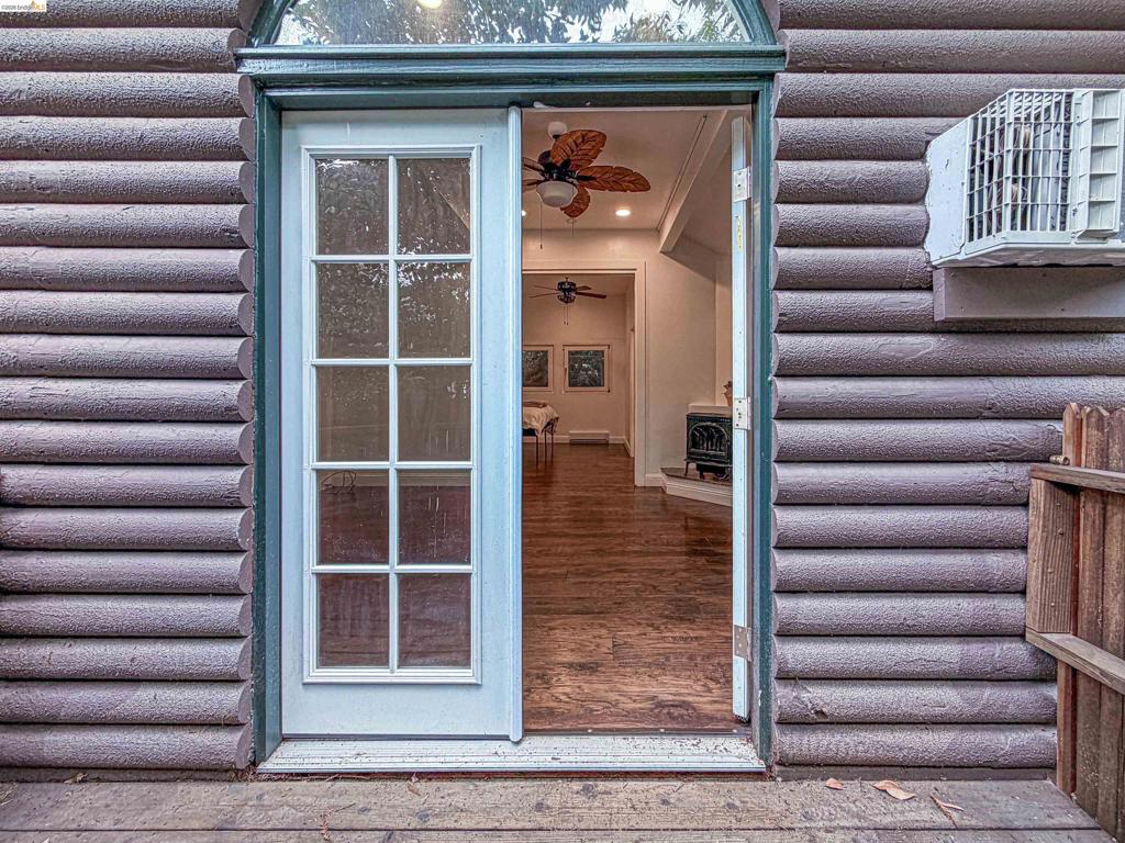 14999 Foothill Blvd Property Photo 28