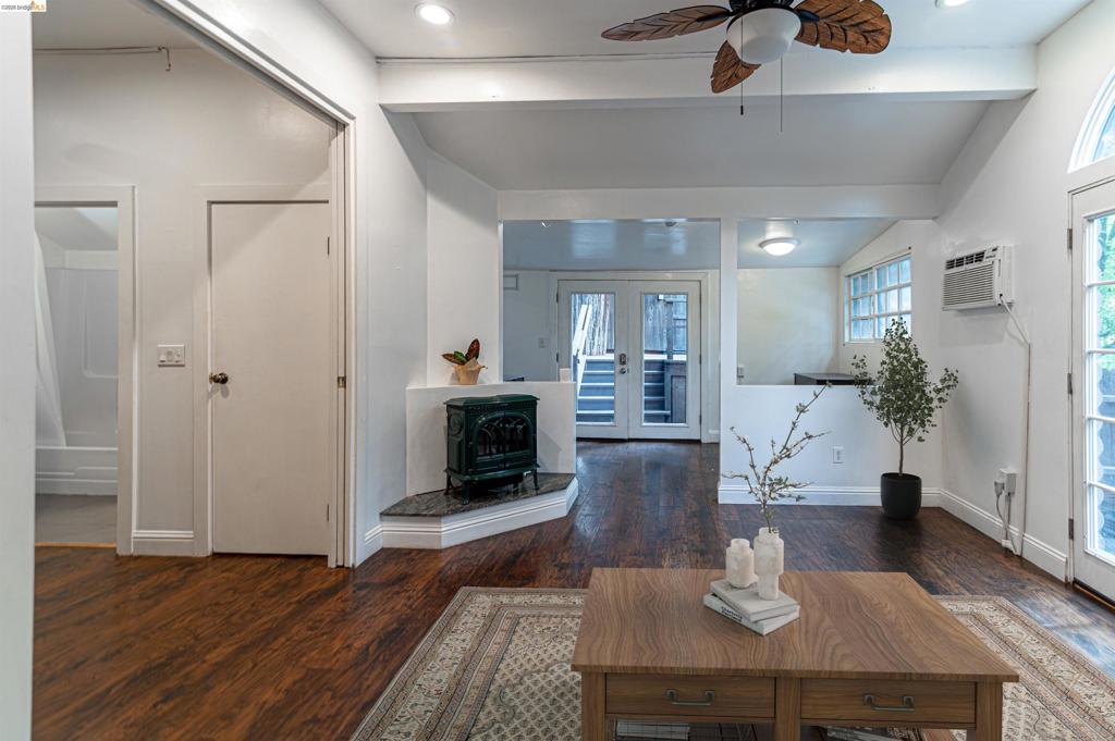 14999 Foothill Blvd Property Photo 33