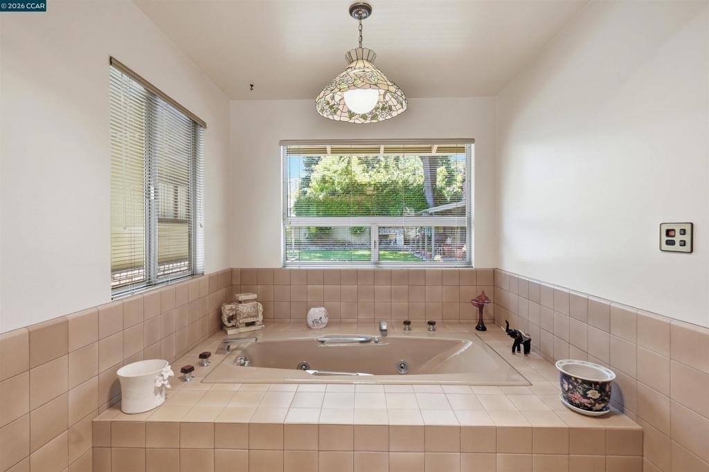 306 W Prospect Ave. Property Photo 48