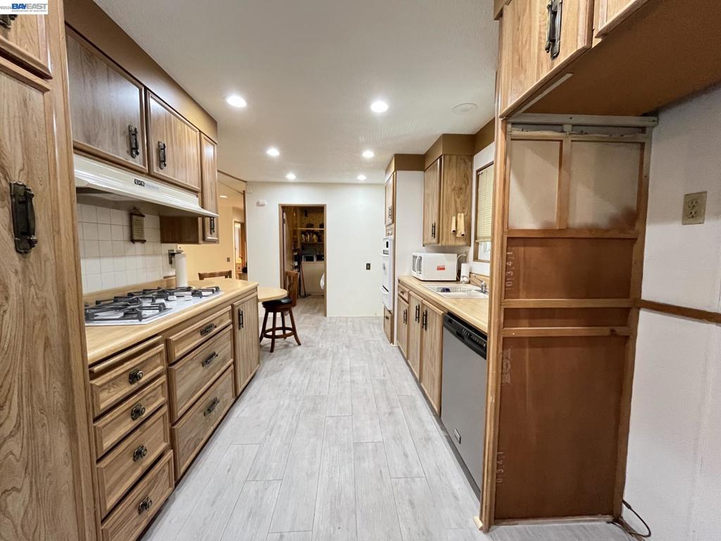 4141 Deep Creek Rd Property Photo 4
