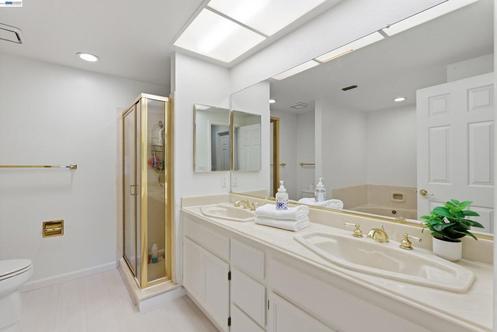540 Ivy Pointe Circle Property Photo 17