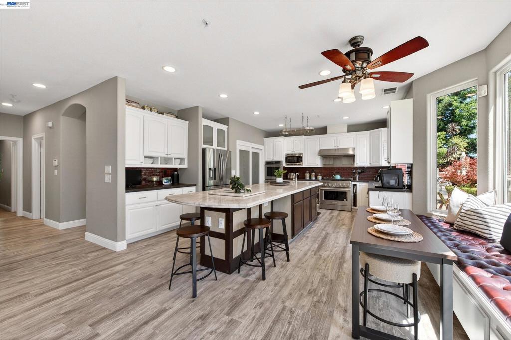 8303 Regency Dr Property Photo 19