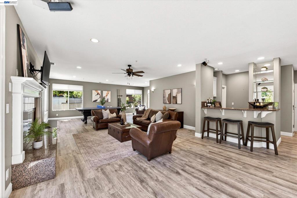 8303 Regency Dr Property Photo 25