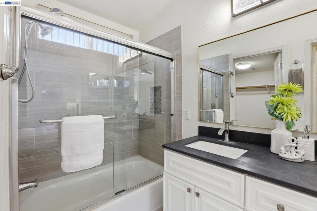 7318 Bower Ln Property Photo 21