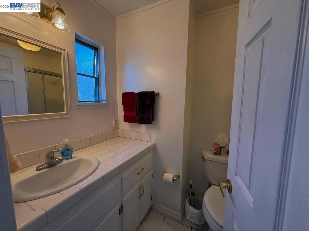 3231 Vineyard Ave Property Photo 8