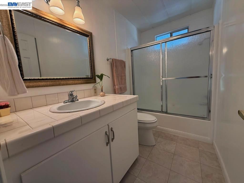 3231 Vineyard Ave Property Photo 10