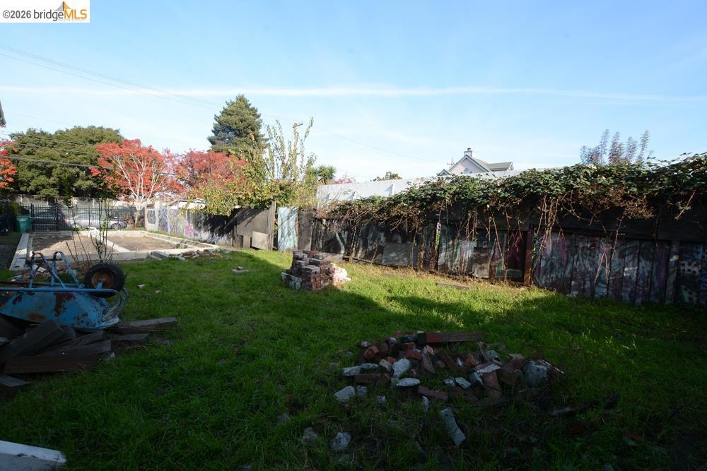 0- 8th St Property Photo 24