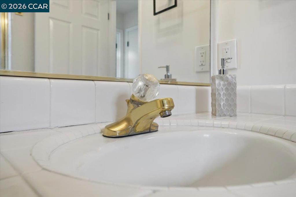 5209 Arden Way Property Photo 30