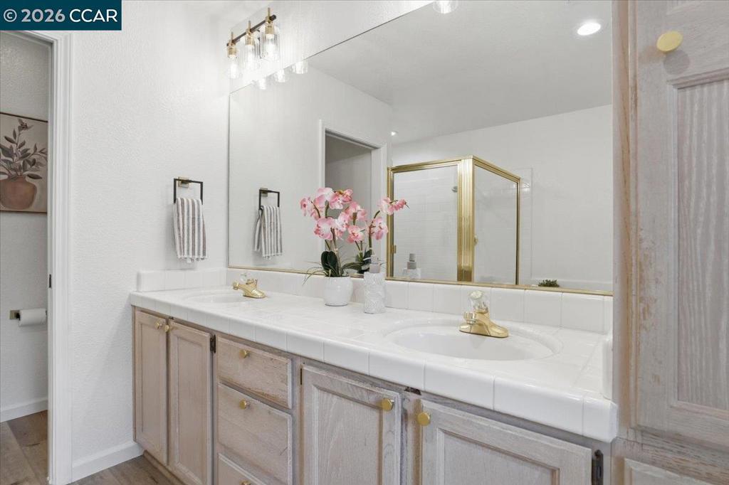 5209 Arden Way Property Photo 37