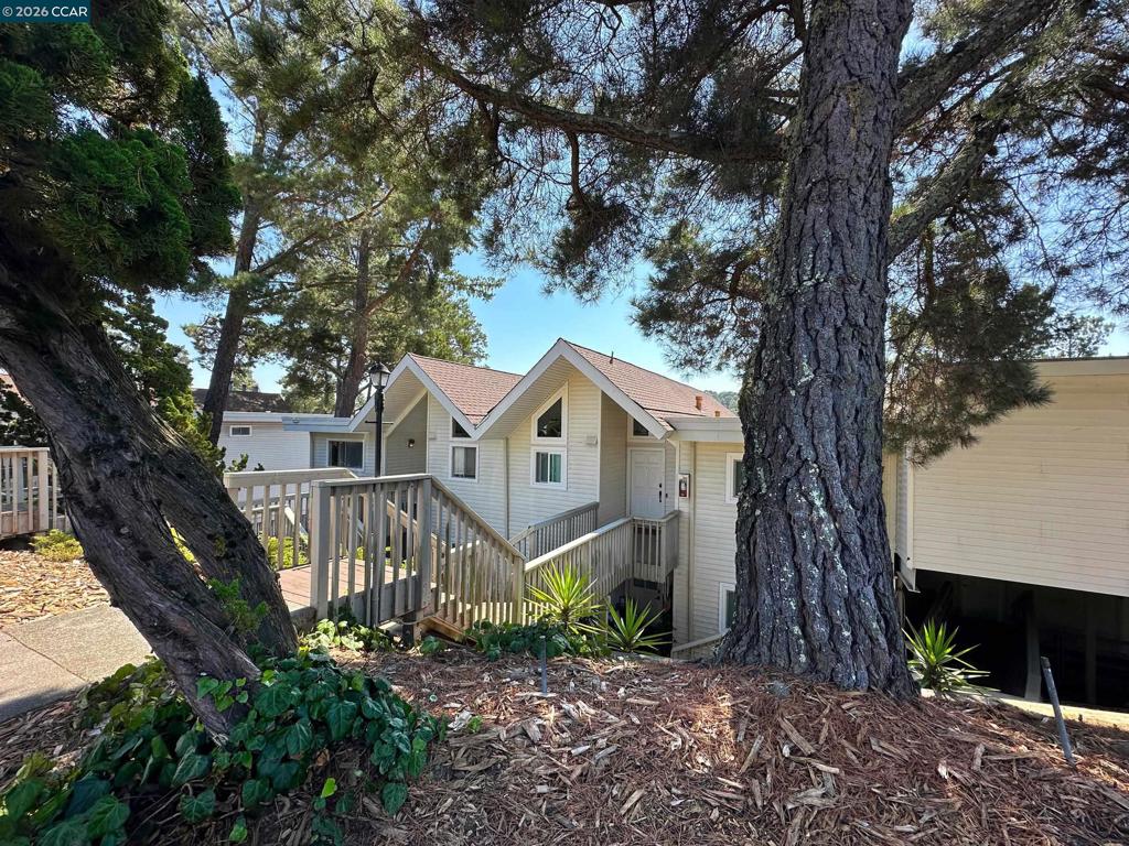 1984 Ascot Dr C