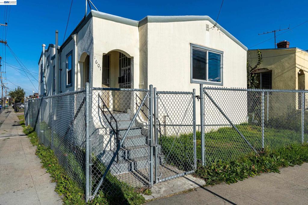 1601 79th Avenue Property Photo 1