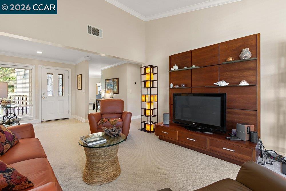 3064 Rossmoor Parkway 3 Property Photo 15