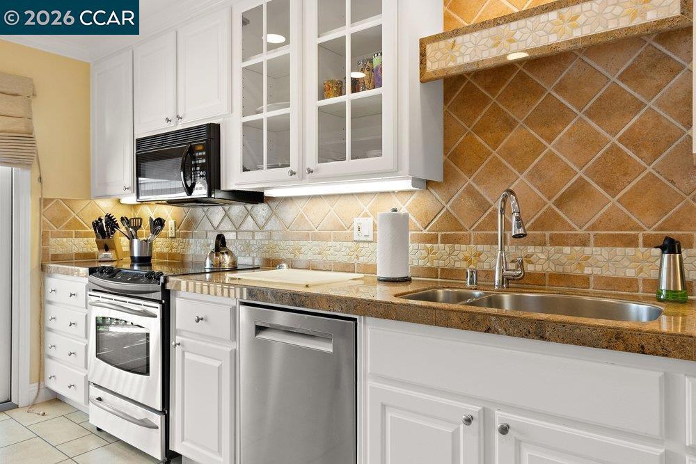 3064 Rossmoor Parkway 3 Property Photo 21