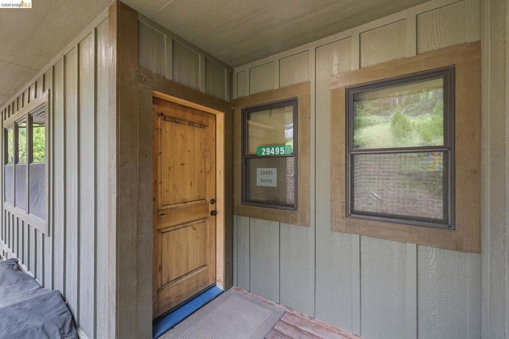 29495 Kerns Dr Property Photo 6