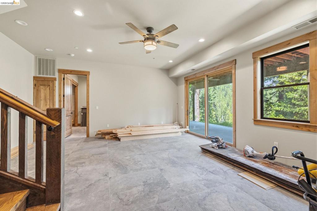 29495 Kerns Dr Property Photo 24
