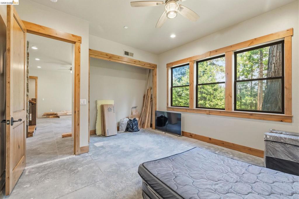 29495 Kerns Dr Property Photo 28