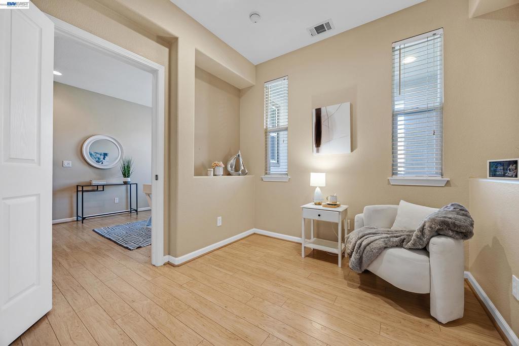 5216 Fioli Loop Property Photo 15