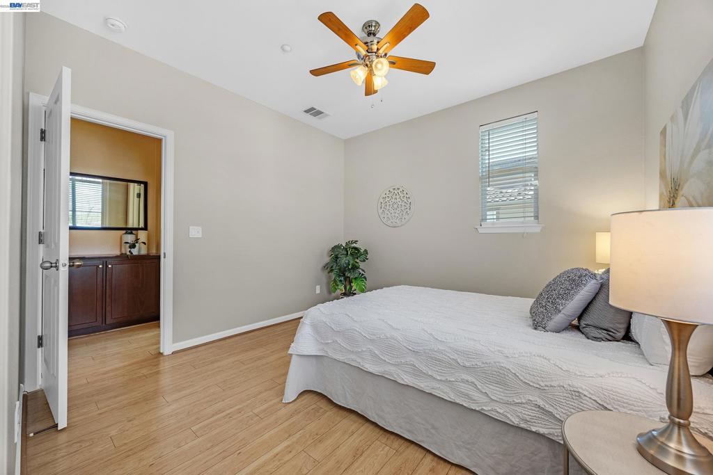 5216 Fioli Loop Property Photo 22