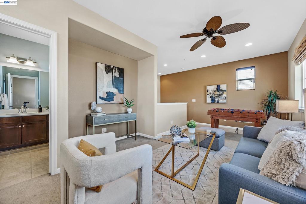 5216 Fioli Loop Property Photo 31