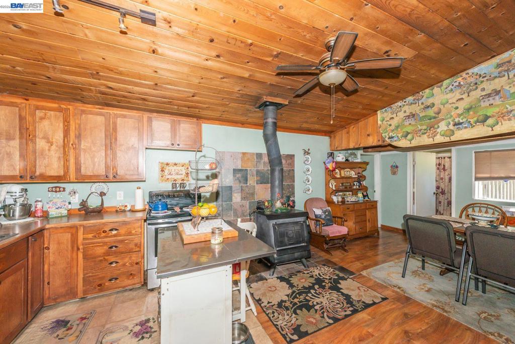 891 Salt Flat Rd Property Photo 23