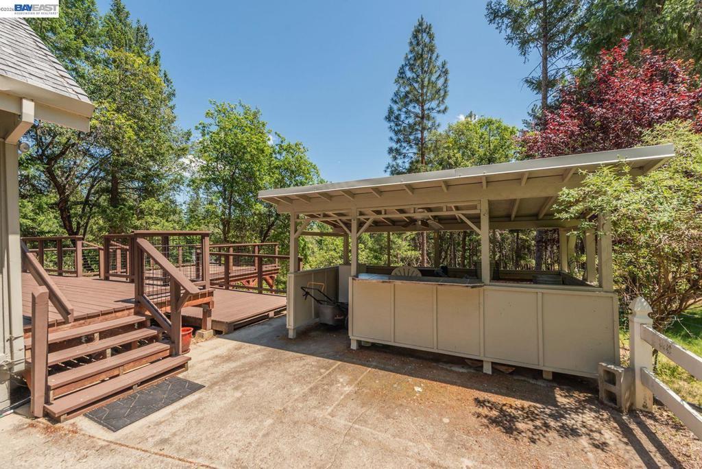 891 Salt Flat Rd Property Photo 41