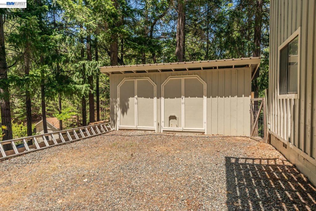 891 Salt Flat Rd Property Photo 44