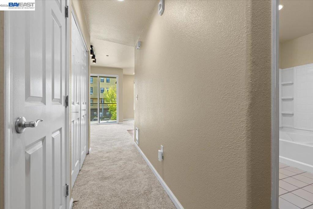 1121 40th Street 4201 Property Photo 2