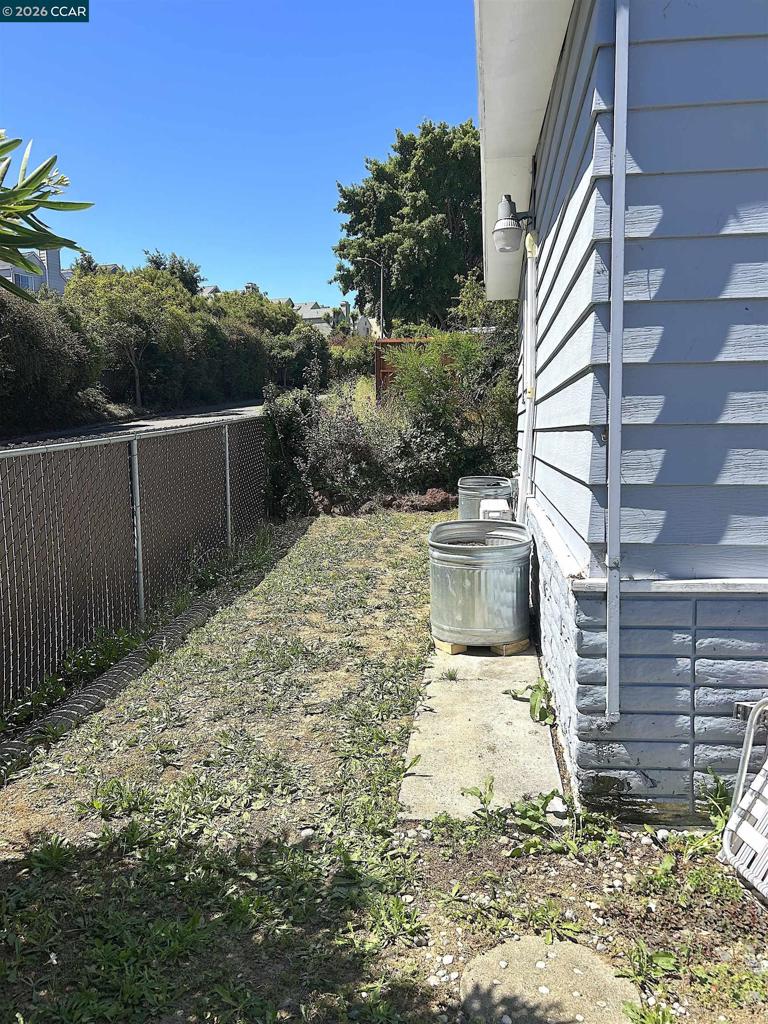 54 Kay Dr Property Photo 22