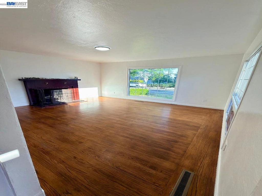 4256 Seven Hills Road Property Photo 4