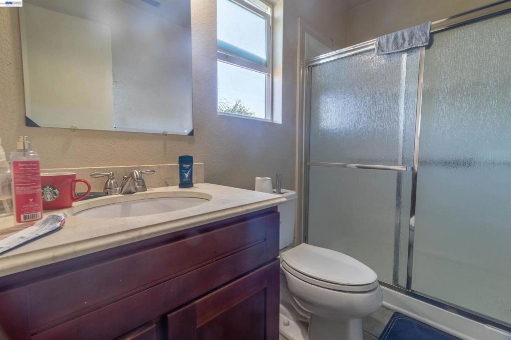 1110 Royal Blue Dr Property Photo 7