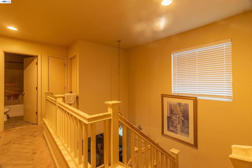 1110 Royal Blue Dr Property Photo 14
