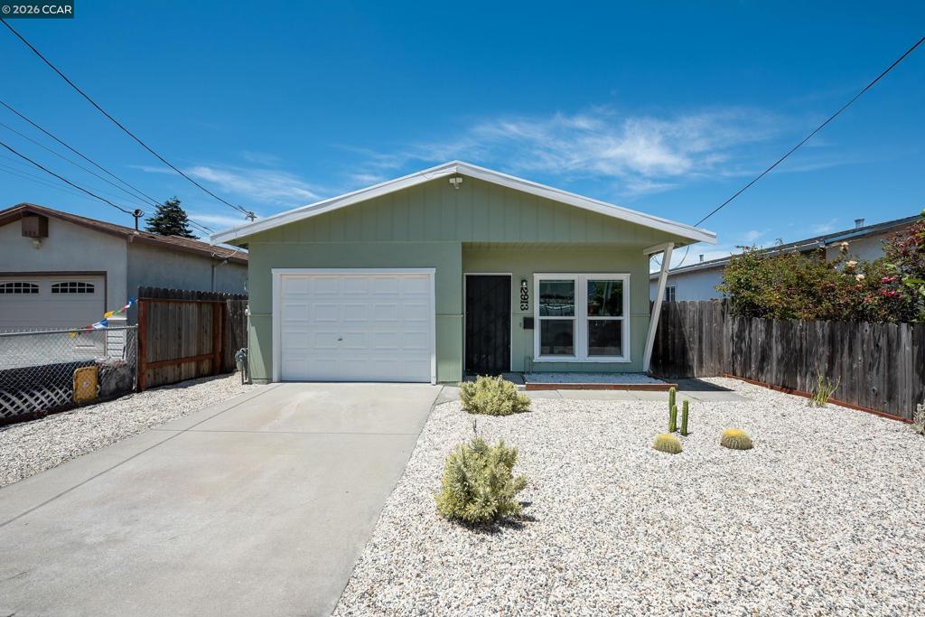 2913 16th St Property Photo 2